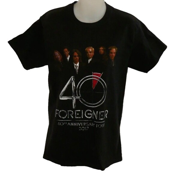 Foreigner Cheap Trick 40th Anniversary 2017 Tour Small T-Shirt - Picture 2 of 12
